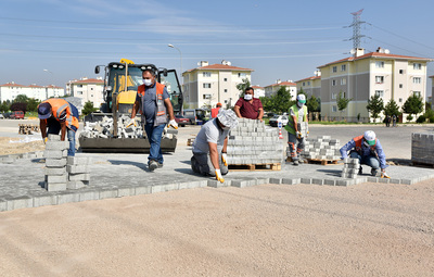 KIRSALDA VE MERKEZDE ÜSTYAPI ÇALIŞMALARI SÜRÜYOR